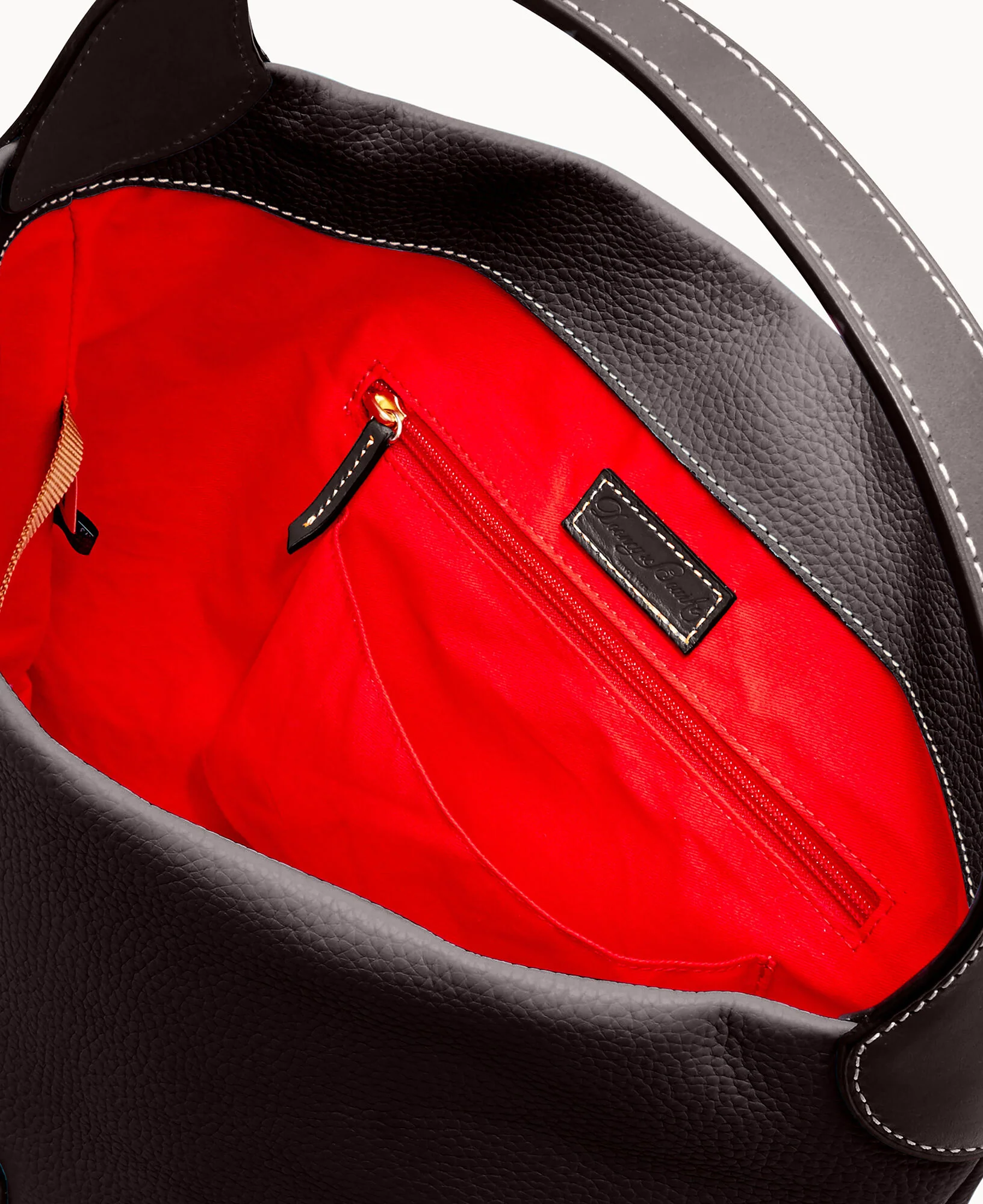 Pebble Grain Logo Lock Shoulder Bag - Image 35